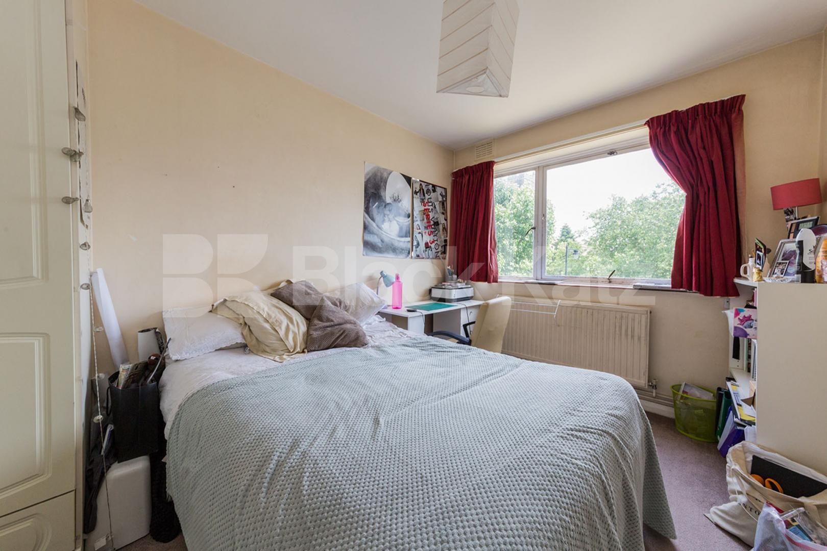 Located close to a station this 2 bed offer fantastic views of East london Pemberton Gardens, Holloway